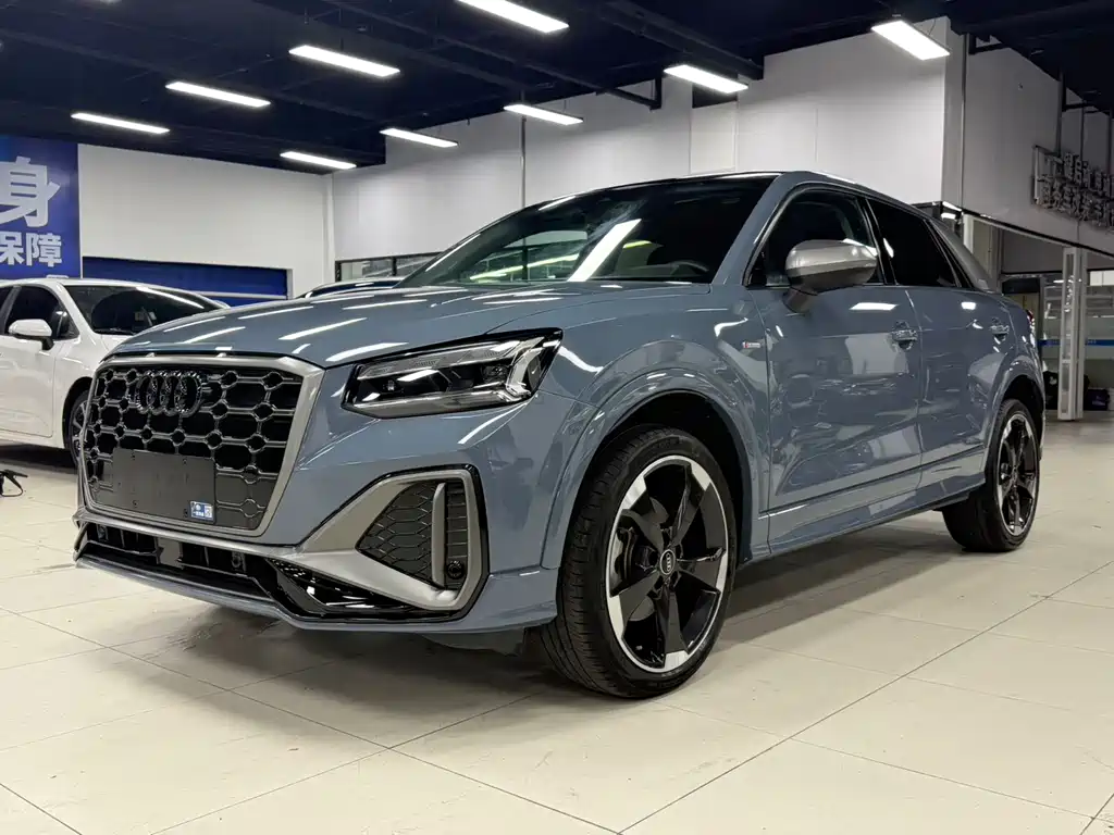 Audi Q2L 2022