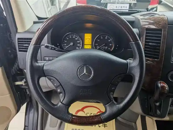 Mercedes-Benz Sprinter 2009