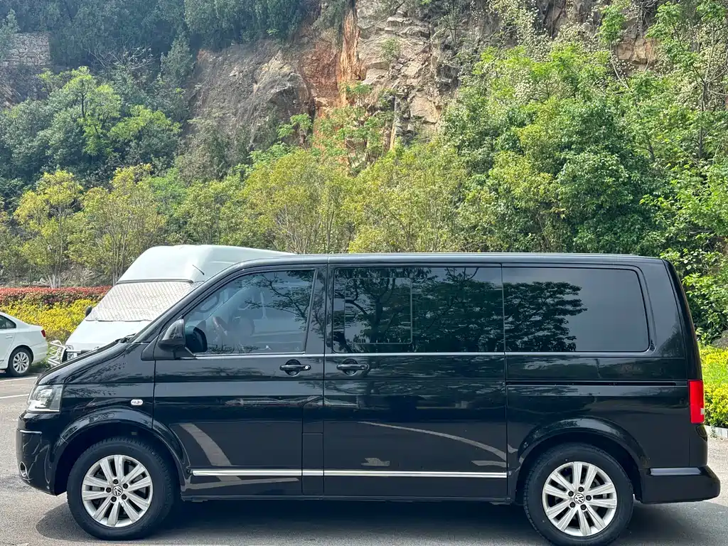 Volkswagen Multivan 2015 — фото 4
