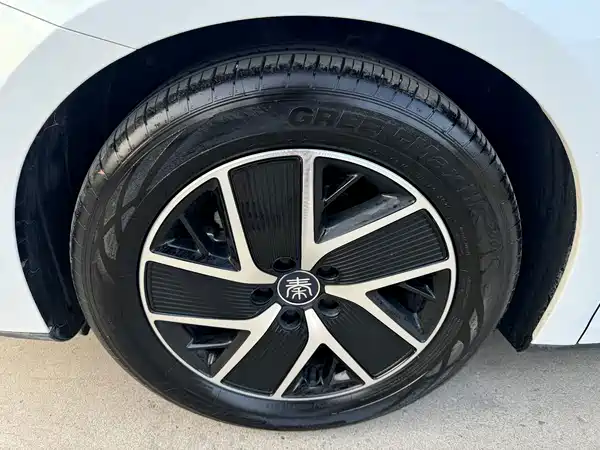 BYD Qin L 2025