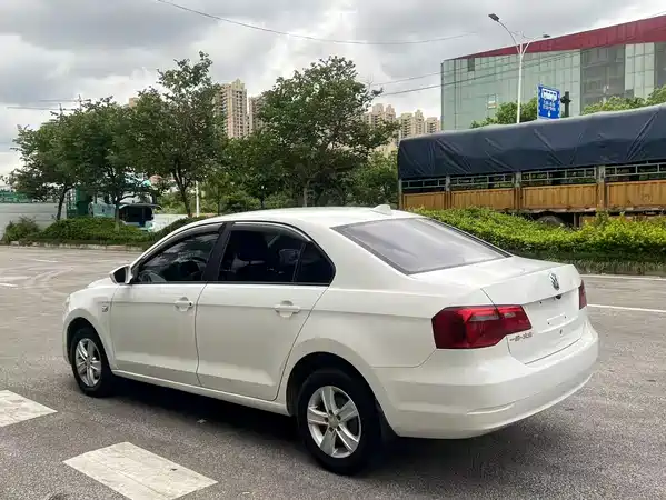 Volkswagen Jetta 2014