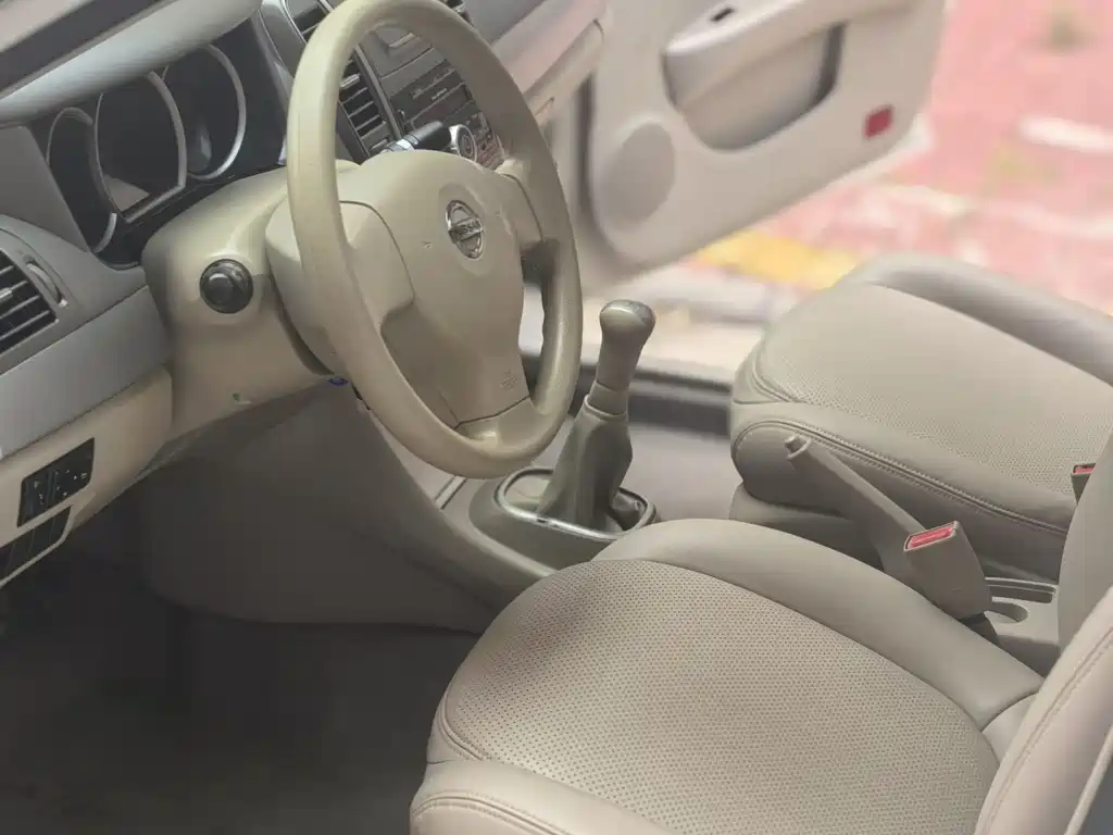 Nissan Sylphy 2017 — фото 11