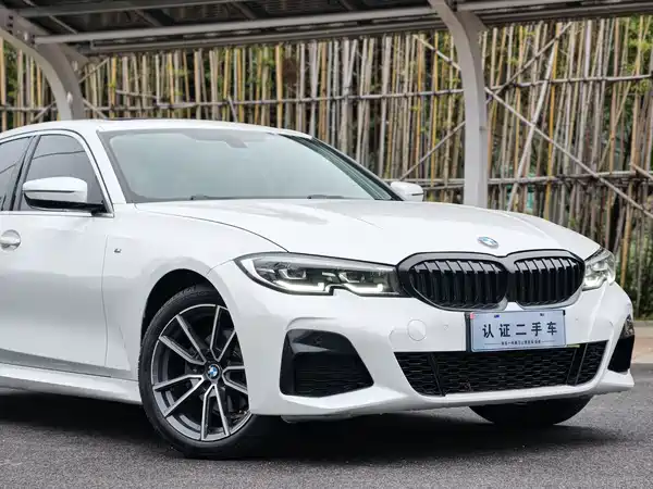 BMW 3 Series 2022