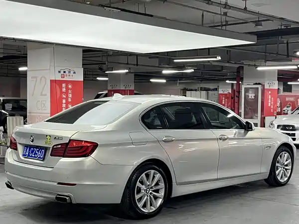 BMW 5 Series 2011