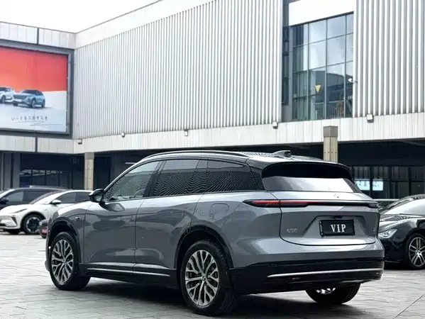 NIO ES6 2025