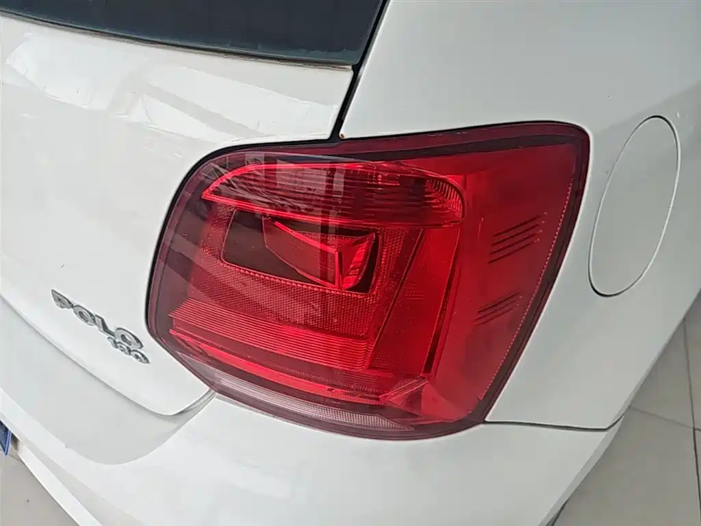 Volkswagen Polo 2017 — фото 8
