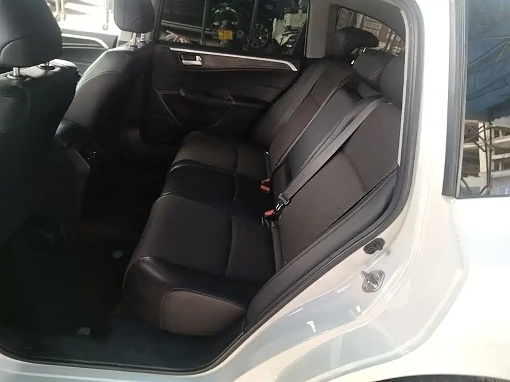 Honda Jade 2017 — фото 17