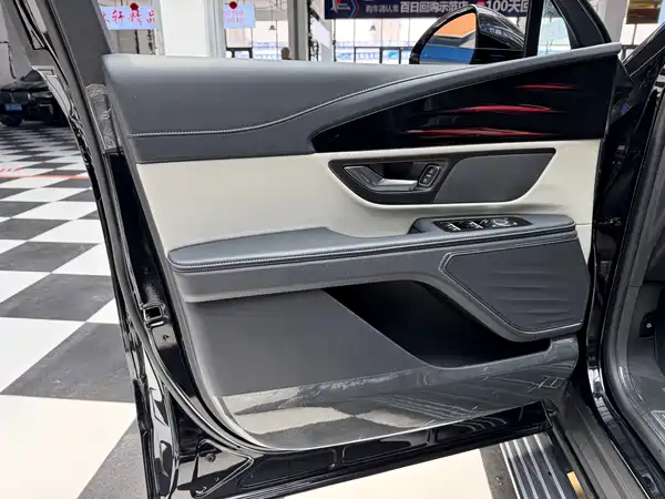 Lincoln Nautilus 2023