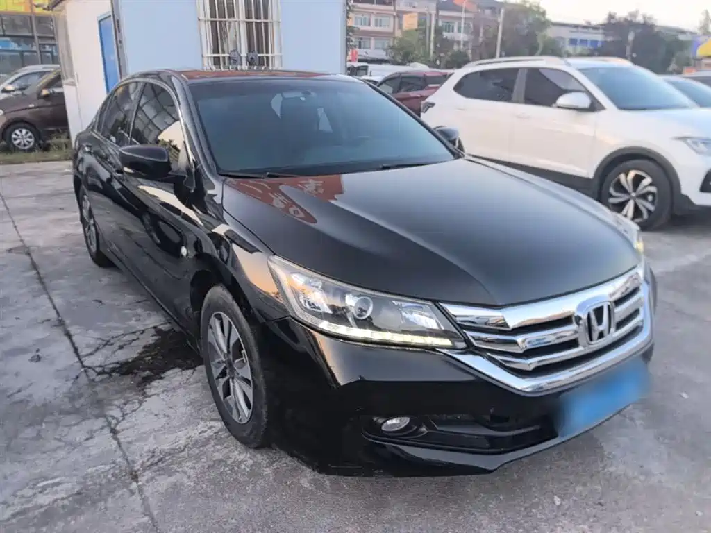 Honda Accord 2016 — фото 4