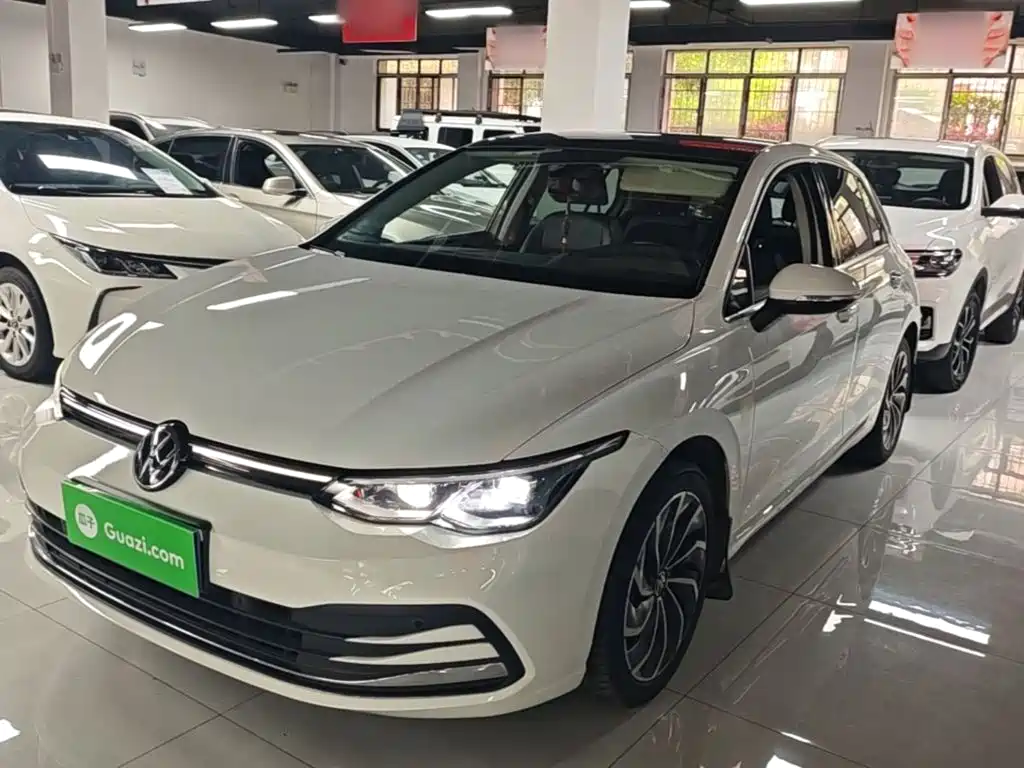 Volkswagen Golf 2022