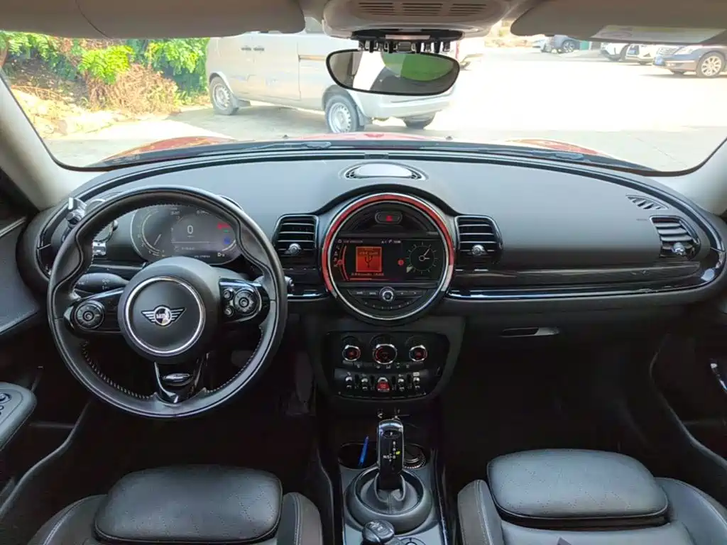 MINI Clubman 2020 — фото 10