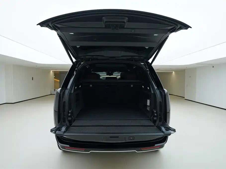 Land Rover Range Rover 2025