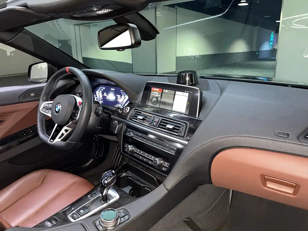 BMW 6 Series 2012 — фото 11