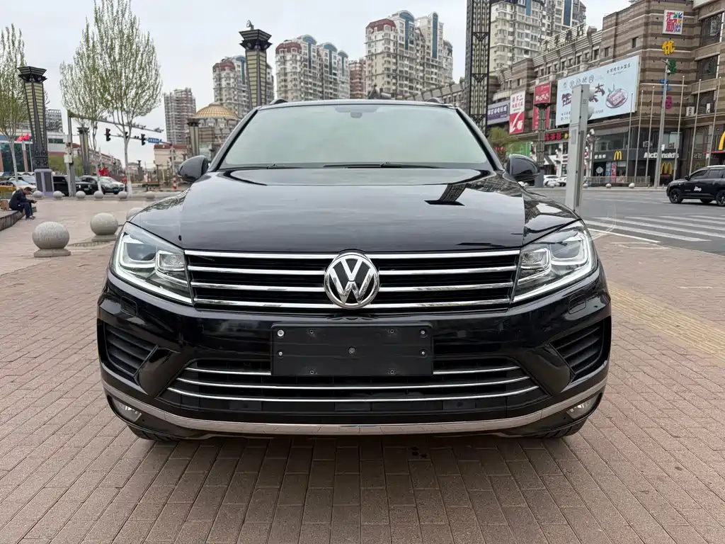 Volkswagen Touareg 2018 — фото 2