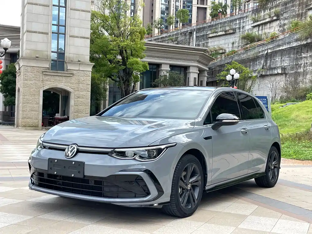 Volkswagen Golf 2022