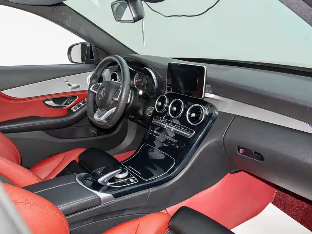 Mercedes-Benz C-Class 2018 — фото 11