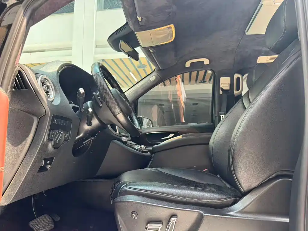 Mercedes-Benz Vito 2019 — фото 13