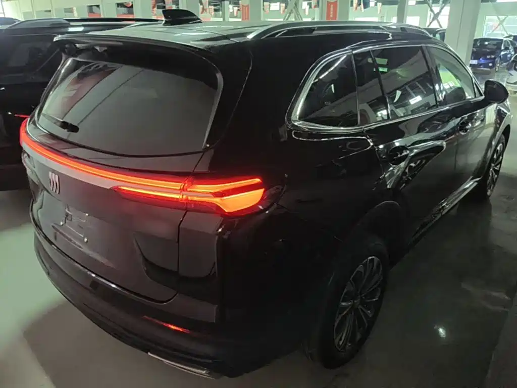 Buick Envision Plus 2024