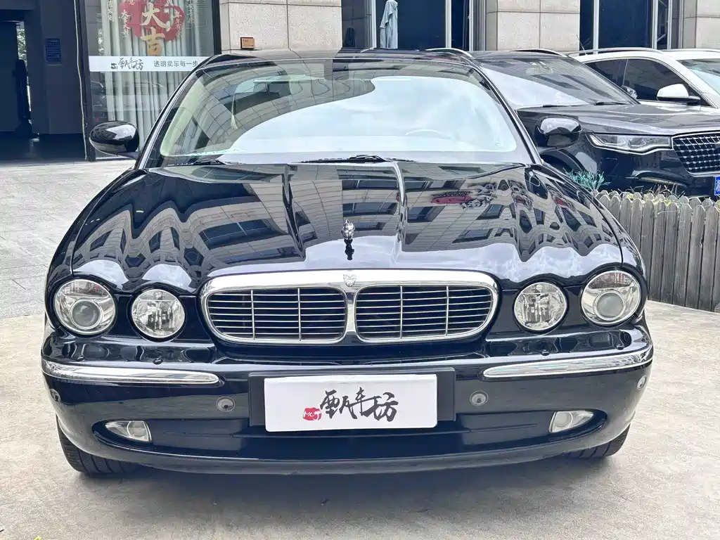 Jaguar XJ 2006 — фото 2