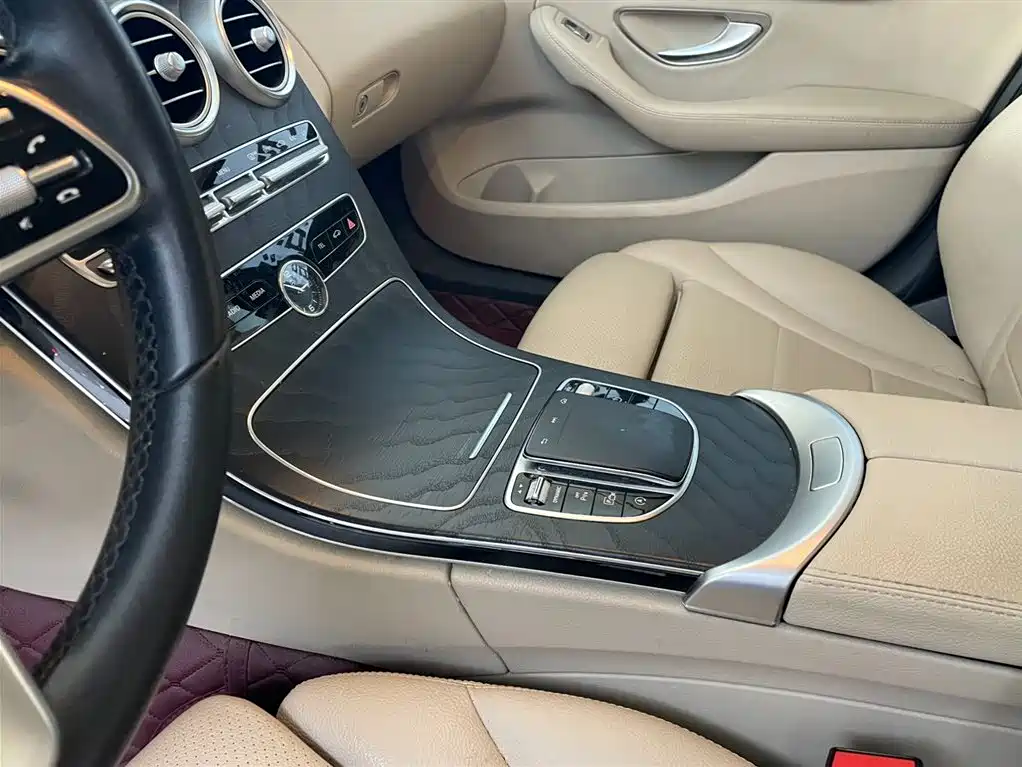 Mercedes-Benz C-Class 2021 — фото 10