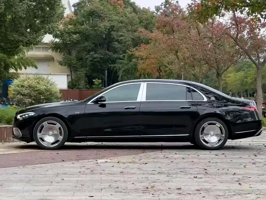 Mercedes-Benz Maybach S-Class 2023