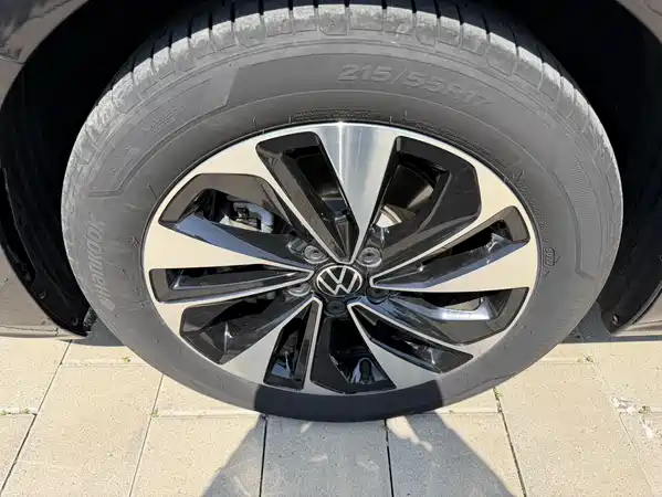 Volkswagen Passat 2023