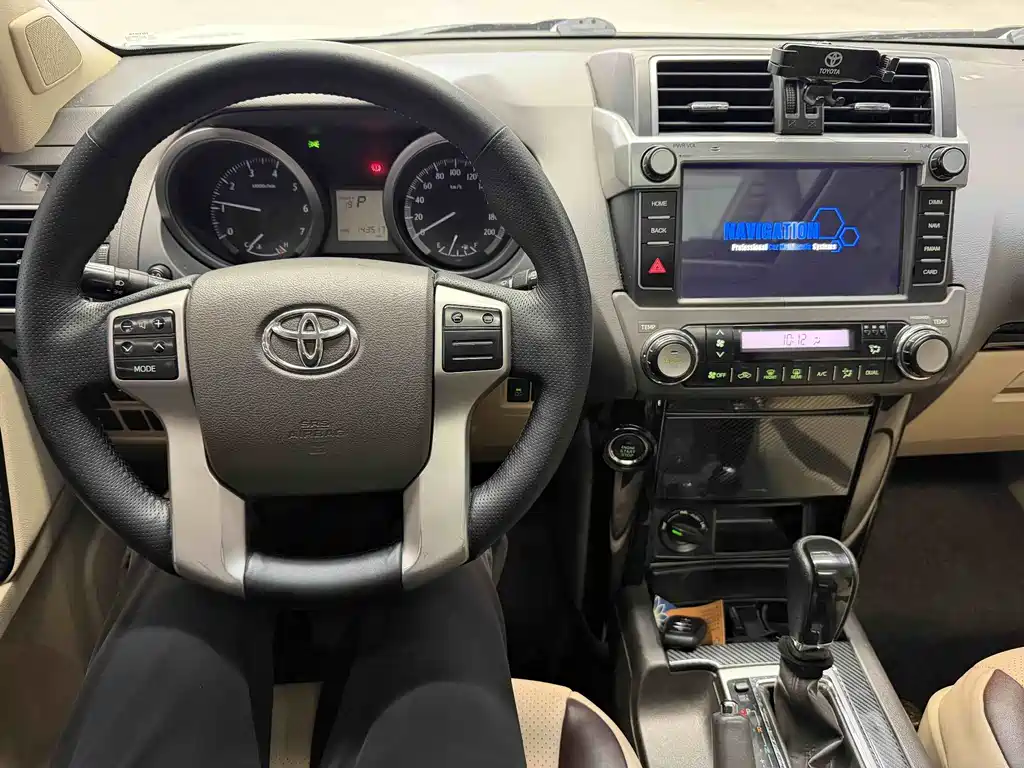 Toyota Prado 2017 — фото 12