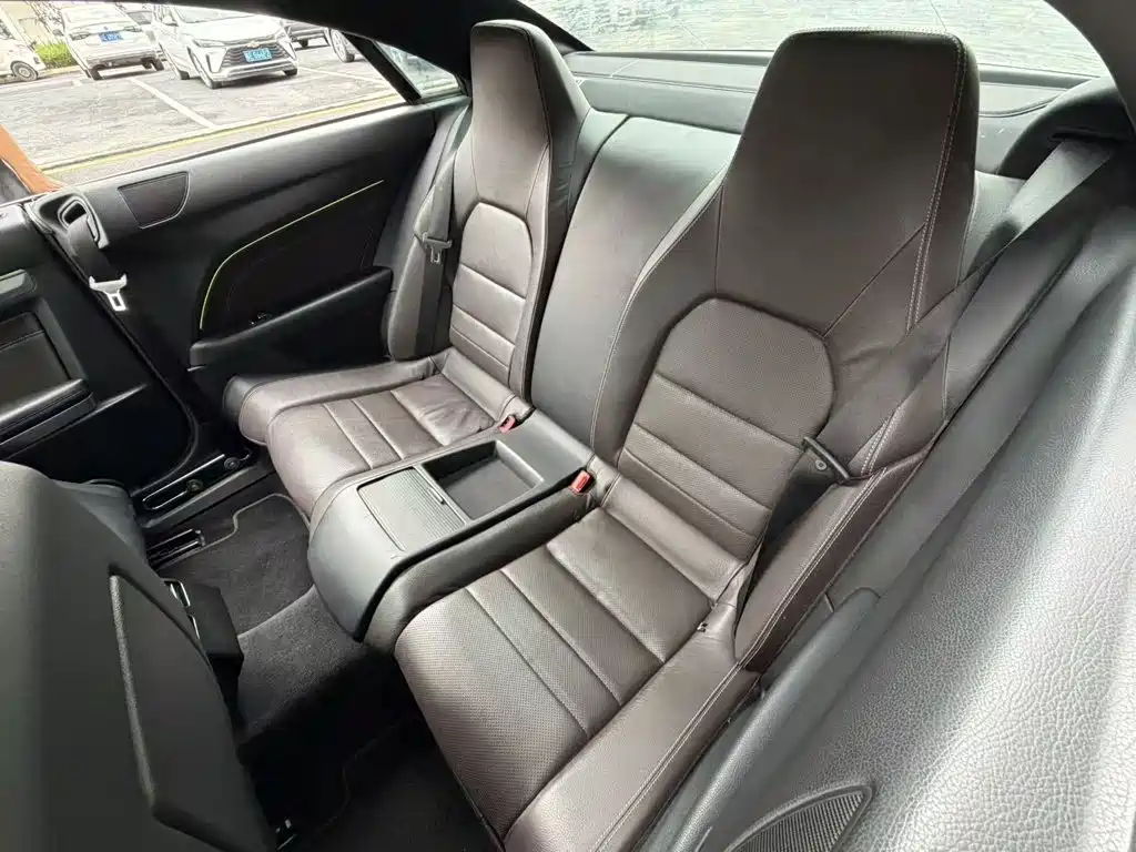 Mercedes-Benz E-Class 2016 — фото 16
