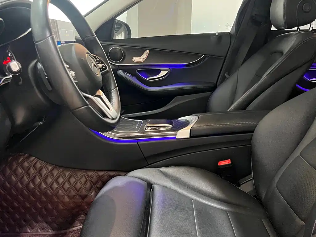 Mercedes-Benz C-Class 2019 — фото 6