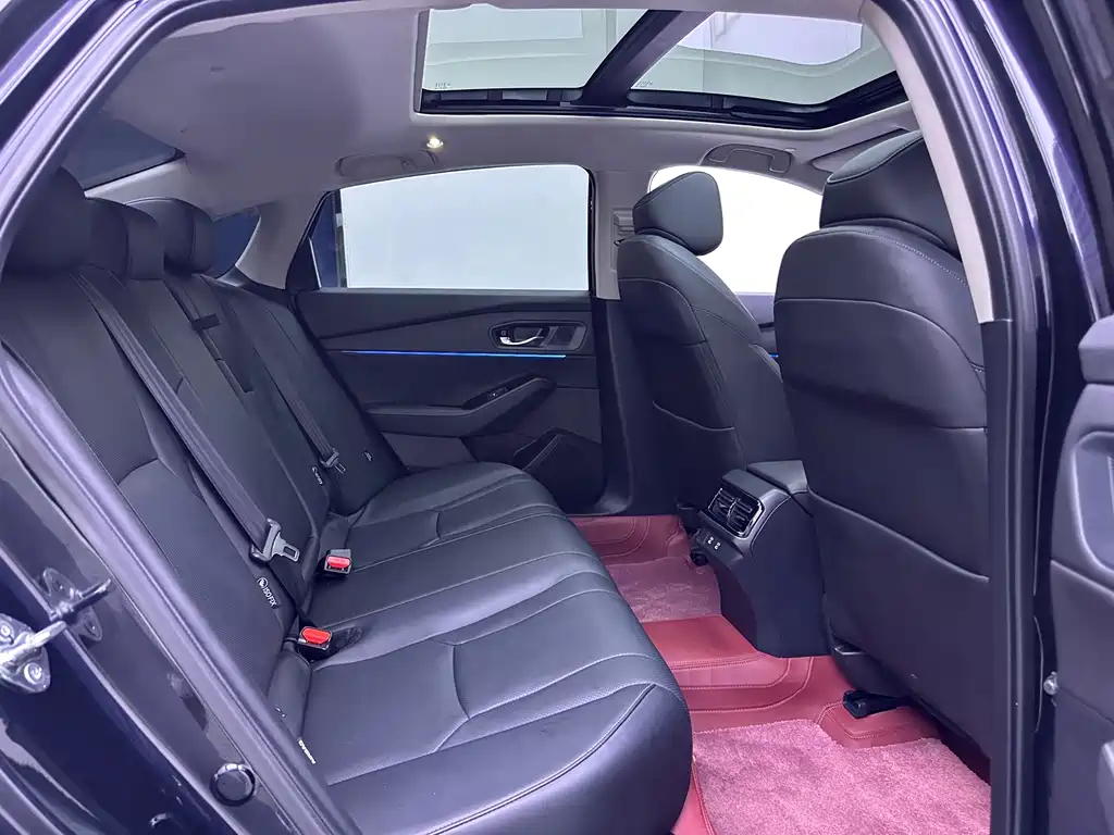 Honda Accord 2023 — фото 12