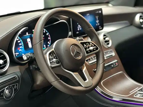 Mercedes-Benz GLC 2020
