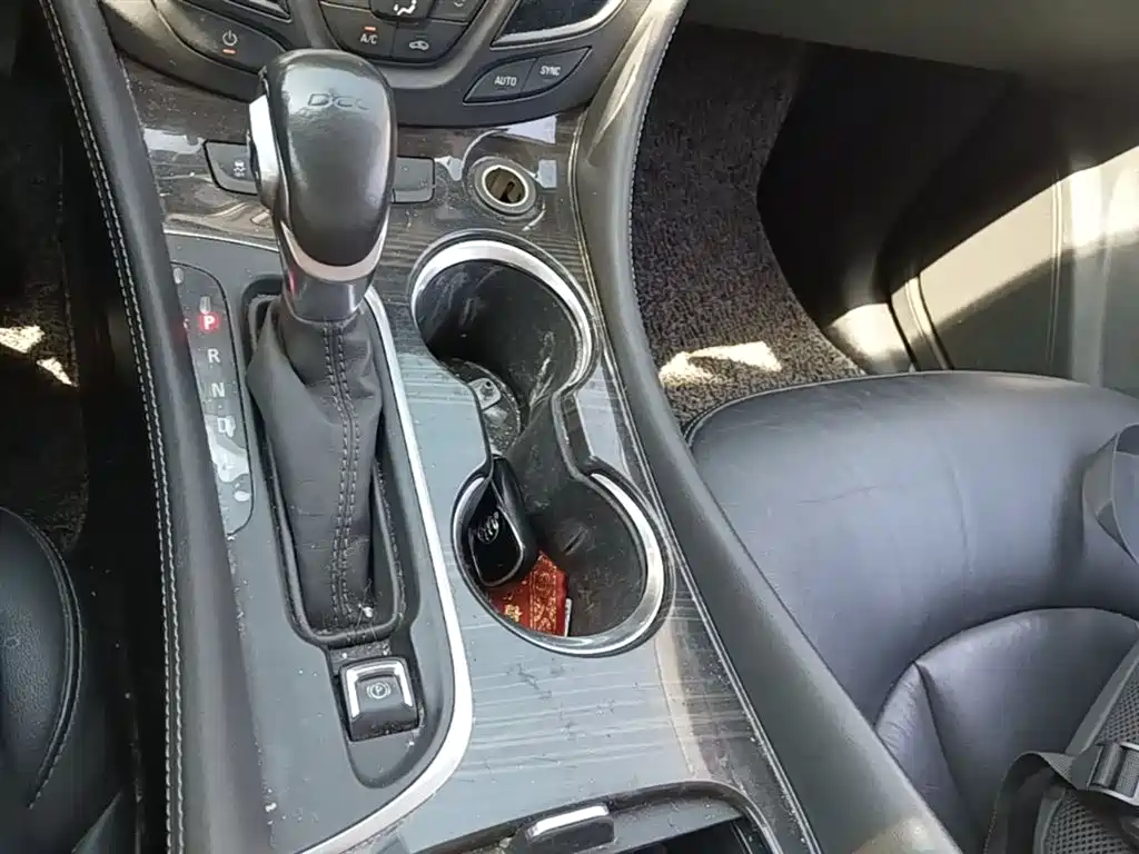 Buick Envision Plus 2021 — фото 14