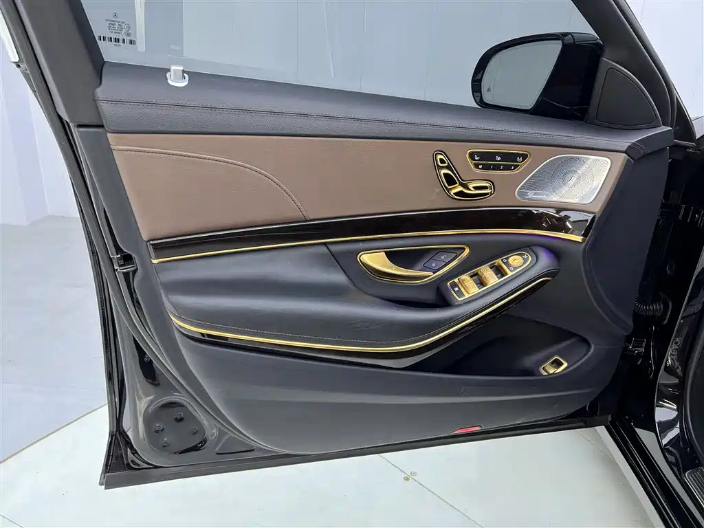 Mercedes-Benz Maybach S-Class 2018 — фото 18