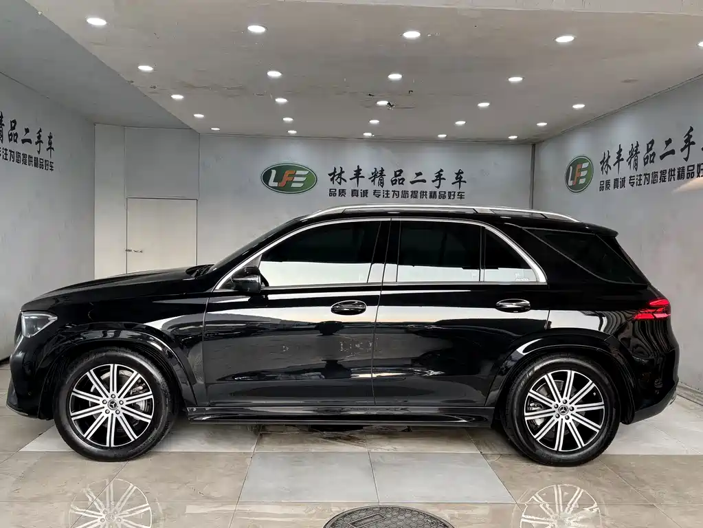 Mercedes-Benz GLE 2025