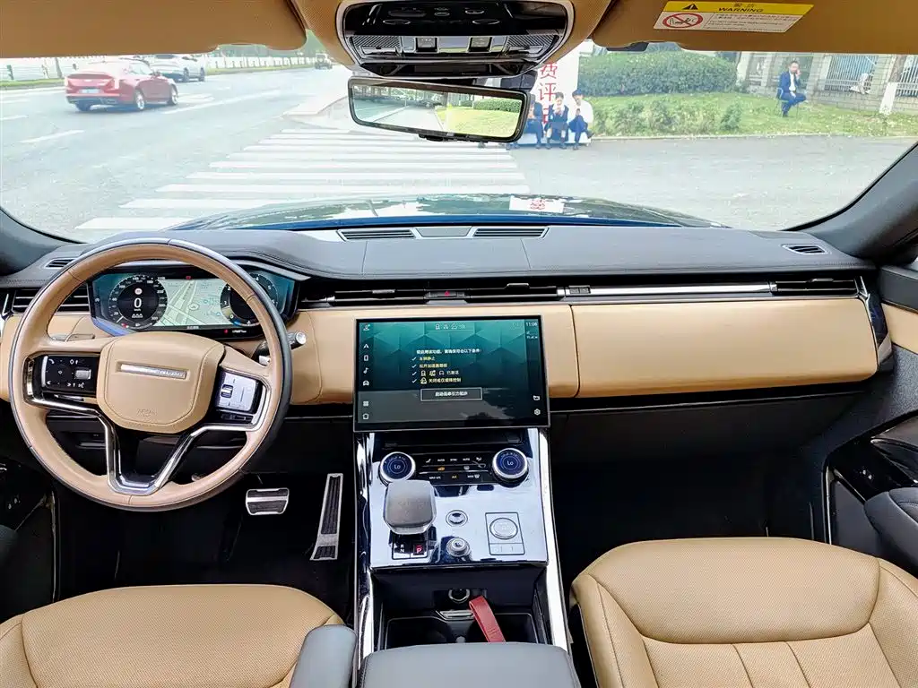 Land Rover Sport 2023 — фото 10
