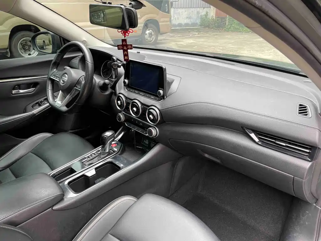 Nissan Sylphy 2019 — фото 14