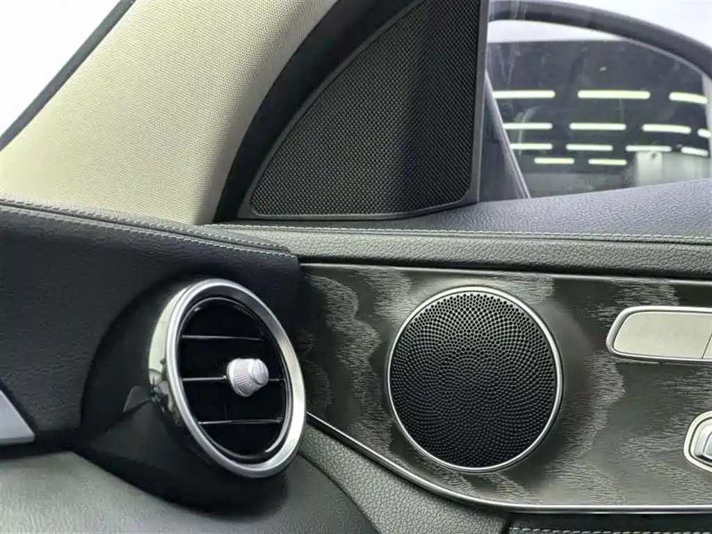 Mercedes-Benz C-Class 2018 — фото 13
