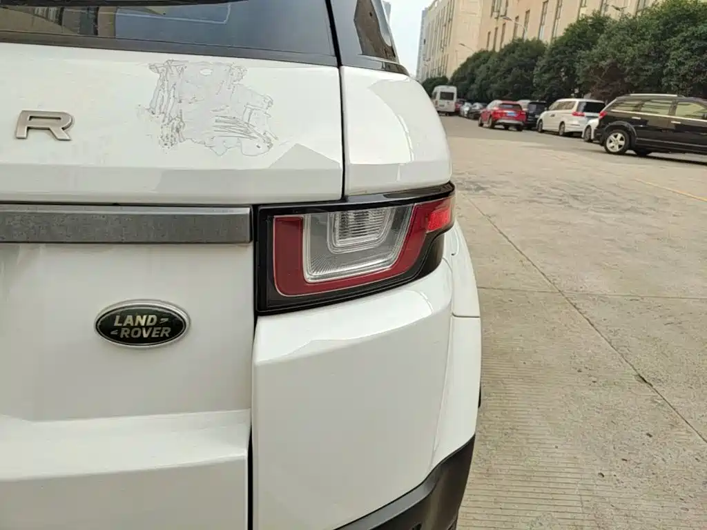 Land Rover Evoque 2017 — фото 8