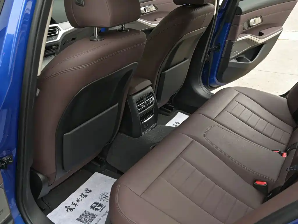 BMW 3 Series 2021 — фото 15