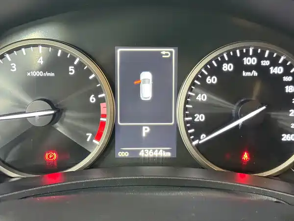 Lexus NX 2021
