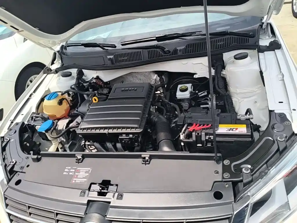 Volkswagen Lavida 2016 — фото 20