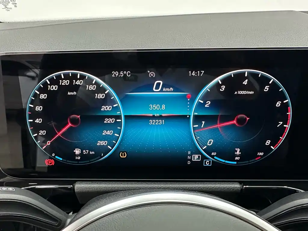 Mercedes-Benz GLA 2021 — фото 13
