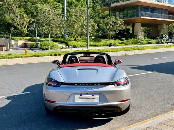 Porsche 718 2021