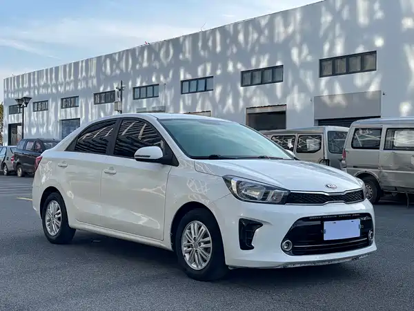 Kia Pegas 2017