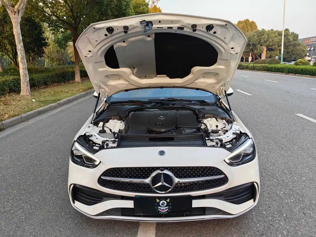 Mercedes-Benz C-Class 2023 — фото 15