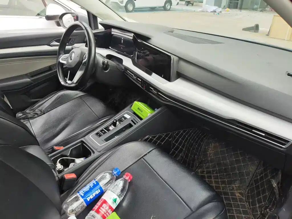 Volkswagen Golf 2022