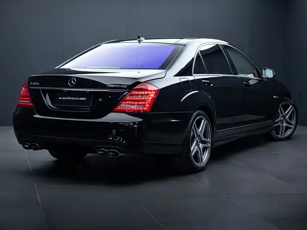 Mercedes-Benz S-Class AMG 2012