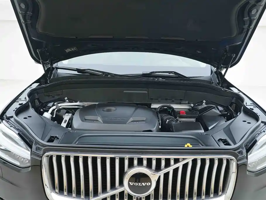 Volvo XC90 2020 — фото 7