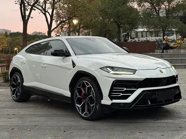 Lamborghini Urus 2019