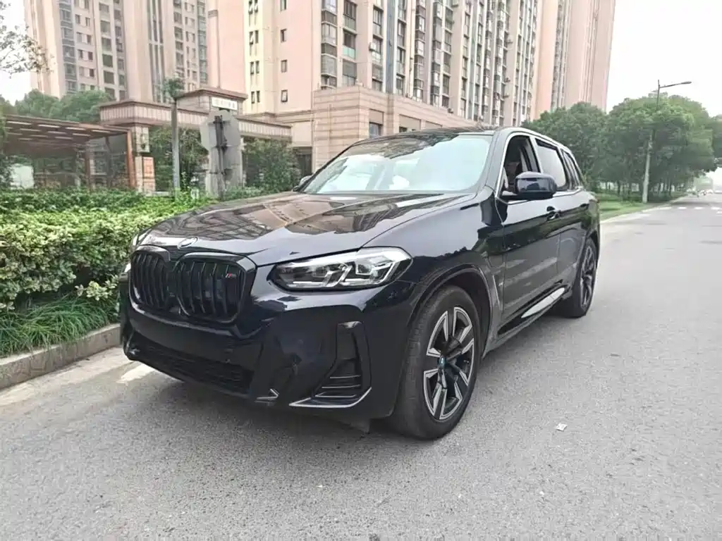 BMW iX3 2023 — фото 1